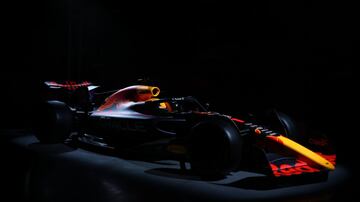 Presentación del RB18, el nuevo monoplaza de Red Bull Racing que pilotará Sergio Pérez y Max Verstappen.