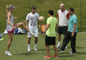 Imágenes del entrenamiento de Sharapova en Wimbledon