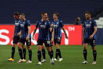 Atalanta de Bérgamo y el París Saint Germain se enfrentaron por los cuartos de final de la Champions League en el Estadio da Luz en Lisboa.