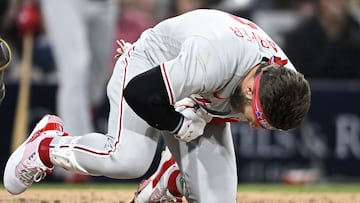 SAN DIEGO, CA - JUNE 25: Bryce Harper #3 of the Philadelphia Phillies reacts after getting hit with a pitch during the fourth inning of a baseball game against the San Diego Padres at Petco Park on June 25, 2022 in San Diego, California.   Denis Poroy/Getty Images/AFP
== FOR NEWSPAPERS, INTERNET, TELCOS & TELEVISION USE ONLY ==