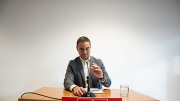 El portavoz del PSOE de Madrid en la Asamblea de Madrid, Juan Lobato, ofrece una declaración institucional en la Asamblea de Madrid, a 26 de noviembre de 2024, en Madrid (España). El secretario general del PSOE-M, Juan Lobato, comparece en la Asamblea de Madrid ante los medios de comunicación 'en pleno terremoto' provocado por su registro en una notaría de chats de WhatsApp relacionados con los presuntos delitos fiscales de la pareja de la presidenta de la Comunidad de Madrid.
26 NOVIEMBRE 2024;LOBATO;PASOE MADRID
Matias Chiofalo / Europa Press
26/11/2024