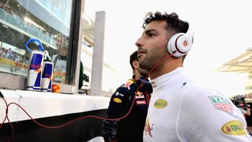 Daniel Ricciardo en la parrilla del GP de Abu Dhabi.