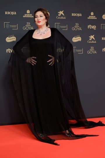 La cantante Estrella Morente a su llegada a la alfombra roja.