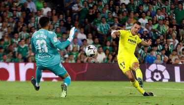 Prestado por: Tottenham | Cedido a: Villarreal

