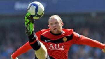<b>¿IRÁ AL MADRID? </b>Rooney , que sigue sin renovar, es el centro de atención para la Prensa inglesa.