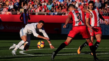 Bernardo Espinosa, bien en defensa ante Crsitiano