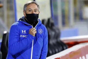 El entrenador de la UC fue una de las opciones evaluadas cuando Rueda asumió en la Roja y su nombre otra vez está en la órbita de la Selección. Obtuvo la Sudamericana con Independiente de Avellaneda y hoy se encamina a lograr el tricampeonato con los cruzados. 