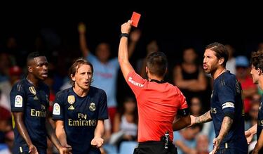 El criterio arbitral no se puede cambiar en plena competición