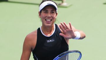 THM12. Mason (United States), 19/08/2017.- Garbine Muguruza of Spain celebrates after defeating Karolina Pliskova of the Czech Republic during their semifinal match in the Western &amp; Southern Open at the Linder Family Tennis Center in Mason, Ohio, USA, 19 August 2017. (Espa&ntilde;a, Rep&uacute;blica Checa, Abierto, Tenis, Estados Unidos) EFE/EPA/TANNEN MAURY