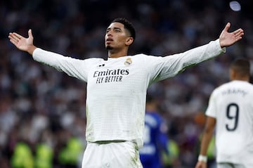 Soccer Football - LaLiga - Real Madrid v Getafe - Santiago Bernabeu, Madrid, Spain - December 1, 2024 Real Madrid's Jude Bellingham celebrates scoring their first goal REUTERS/Juan Medina     TPX IMAGES OF THE DAY