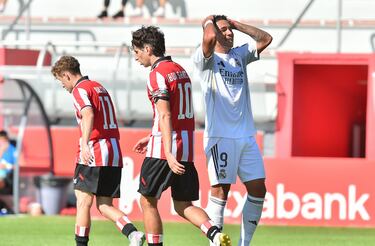 Los cachorros de Lezama y el VAR condenan al Castilla