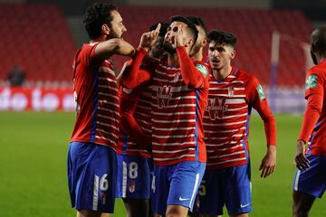 Fede Vico empató de penalti en la prórroga para el Granada. 3-3.