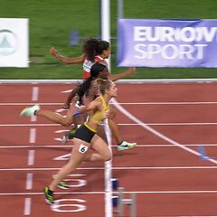 Éxtasis alemán en el 100... pese a desgarrarse con sus propios clavos