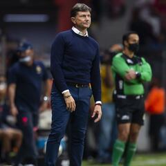 Querétaro confía en un técnico que lleva nueve partidos sin ganar en Liga MX