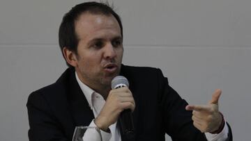 Ernesto Lucena hablando de los casos de dopaje en el país