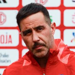 “Se lo entregan a cada jugador que sale campeón”: Claudio Bravo aclara un gran mito del fútbol chileno