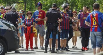 Medidas de seguridad de la Fan Zone del Barcelona.