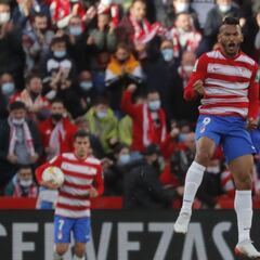 Luis Suárez anota y lucha en derrota ante el Real Madrid