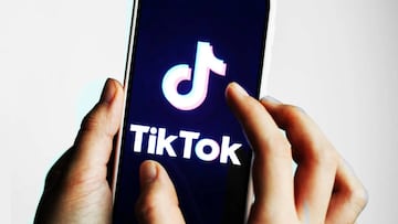 El presidente de Estados Unidos, Donald Trump, planea prohibir la app de Tik Tok, mientras que Microsoft planea comprar la red social china.