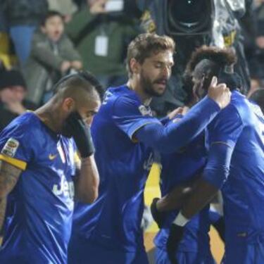 Vidal desperdicia un penal y la Juventus sólo suma un empate