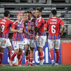 Colo Colo tiene nueva camiseta