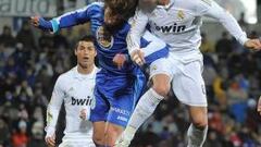 Ramos iguala la media de goles de Roberto Carlos