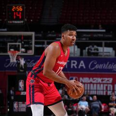 Jaime Echenique, el primer colombiano en la NBA