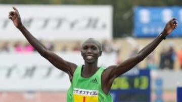 <b>TRIUNFADOR. </b>Wilson Kipsang venció en Otsu (Japón) en marzo.