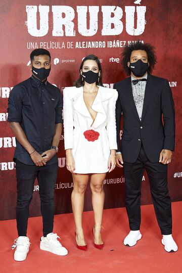 Marcelo y parte del Madrid acompañan a Clarice Alves en el estreno de 'Urubú'