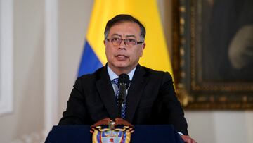 FILE PHOTO: Colombia's President Gustavo Petro attends a meeting to review cooperation on security, trade and climate change issues, at the headquarters of the Colombian Presidency, in Bogota, Colombia October 3, 2022. REUTERS/Luisa Gonzalez/Pool/File Photo