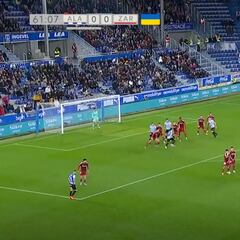 El golazo de falta directa desde 30 metros de Jason Remeseiro en el Alavés vs. Zaragoza de LaLiga SmartBank