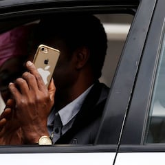 La nueva multa que propondrá la DGT sobre el uso del móvil en el coche