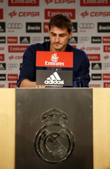 Iker Casillas se emocionó en su despedida