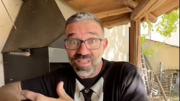 Explica la llamativa forma de encender la chimenea que le enseñaron en Suecia: lo llaman “up-down fire”