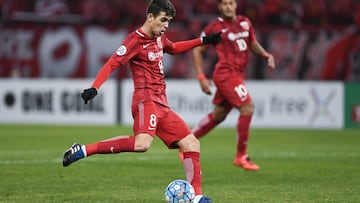 SHANGHAI, CHINA - FEBRUARY 07: Oscar #8 of Shanghai SIPG scores his team's first goal during the AFC Champions League 2017 play-off match between Shanghai SIPG and Sukhothai at Shanghai Stadium on February 7, 2017 in Shanghai, China. (Photo by VCG/VCG via Getty Images)