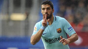 Luis Suárez celebra un gol en Eibar.