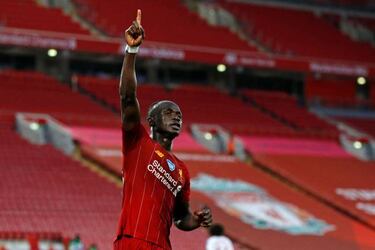 Sadio Mané should have beaten Messi to FIFA's Best award, says Alain Giresse