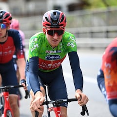 Tao Geoghegan conquista los Alpes y gana credenciales para el Giro
