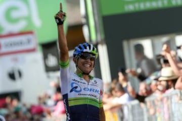 Estaban Chaves: El ciclista bogotano tuvo un año increíble. Con un segundo lugar en el Giro de Italia y tercero en la Vuelta, Chaves demostró que tiene como pelear ante los grandes del ciclismo.