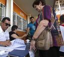 Paredes revoluciona local de votación como vocal de mesa