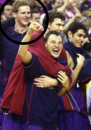 Criado en la cantera del F.C. Barcelona llegó a jugar dos temporadas con el primer equipo azulgrana, aunque no contó con demasiados minutos de juego. Tras pasar por el Barcelona jugó en KK Union Olimpija, AEL Limassol, Azovmash Mariupol, AEK Lanarca y UE Mataró.