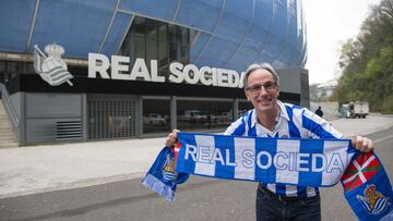 Alberto G&oacute;rriz posa para AS junto al estadio de Anoeta.