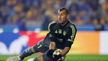 Soccer Football - Liga MX - Semi Final - Second Leg - Tigres UANL v Cruz Azul - Estadio Universitario, Monterrey, Mexico - December 6, 2025 Tigres UANL's Nahuel Guzman makes a save REUTERS/Daniel Becerril