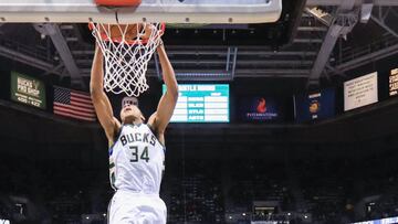 El tándem de los Bucks regala barbaridades ante los Heat