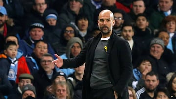 Guardiola luci&oacute; el lazo amarillo ante el Basilea en Champions.