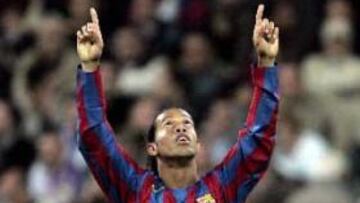 <b> FELIZ. </b> El brasileño ha completado un partido excelente en el estadio de su gran rival.