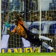 ¿Quién es Arboleda, el arquero que hace ruido para Selección?