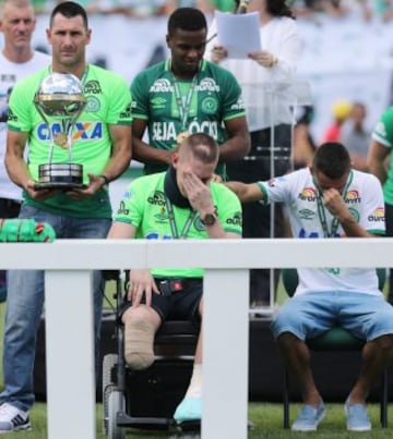 Emotivo homenaje a las víctimas del accidente aéreo de Chapecoense 