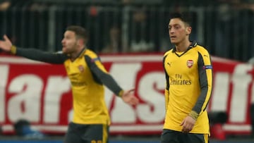 El agente de Mezut Özil explota contra los hinchas del Arsenal