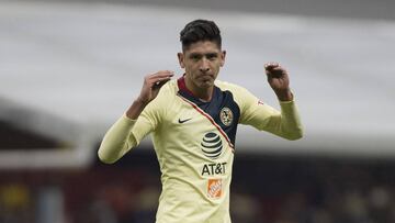 Afición cree que Edson Álvarez ya tendría que estar en Europa